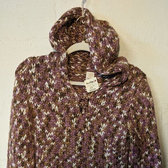 Snowflake Hooded Sweater - Picture 4 of 7